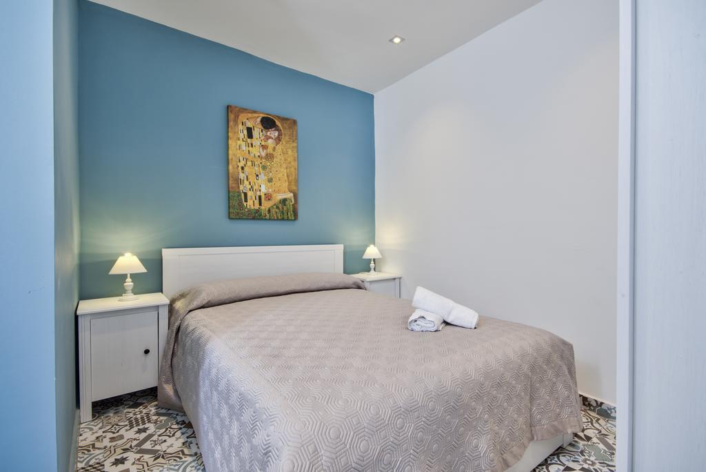 Valletta Luxe 3-Bedroom Duplex Penthouse With Sea View Terrace And Jacuzzi Kültér fotó